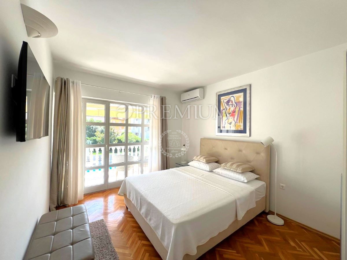 Appartamento Malinska, Krk – vista mare, posto auto!