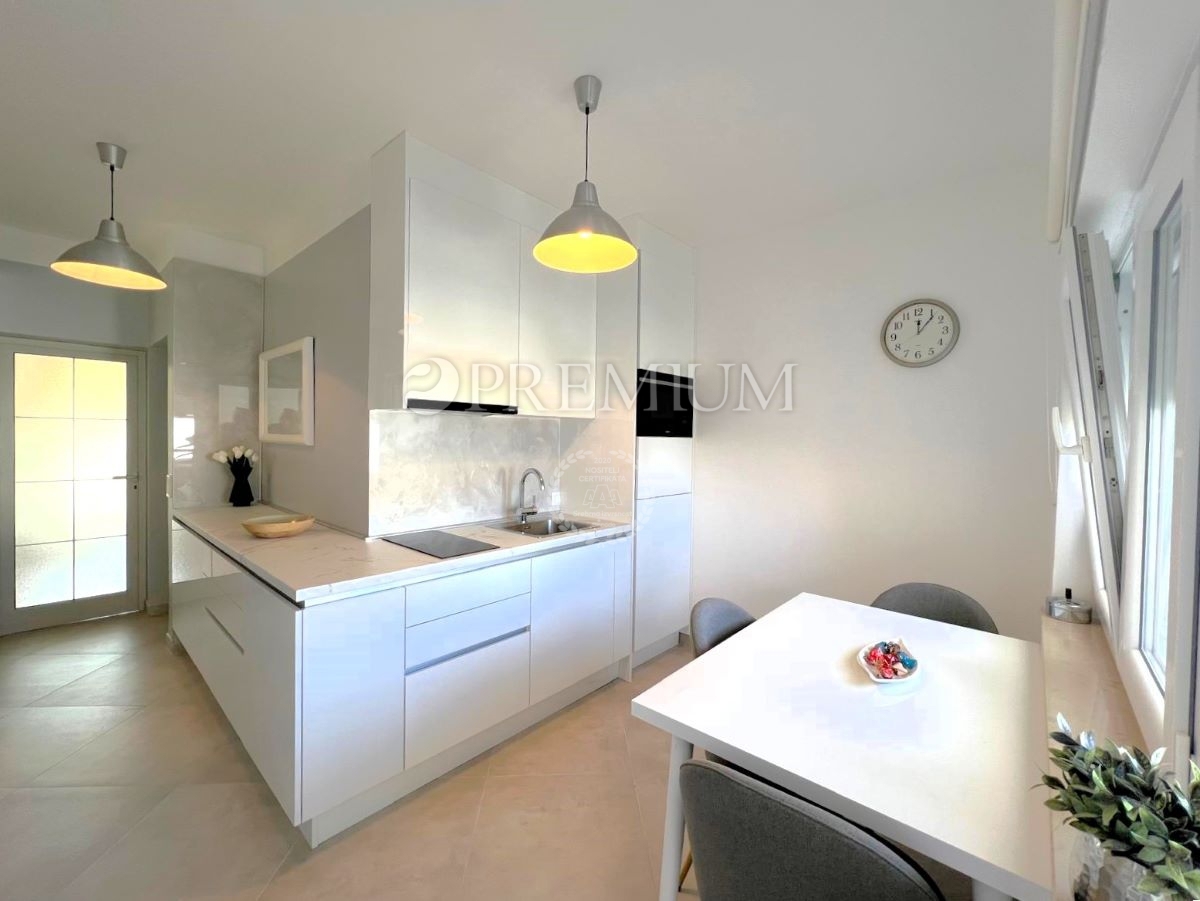 Appartamento Malinska, Krk – vista mare, posto auto!