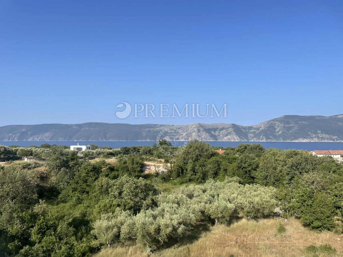 Dintorni della città di Krk, nuova costruzione di lusso, con vista mare e piscina!
