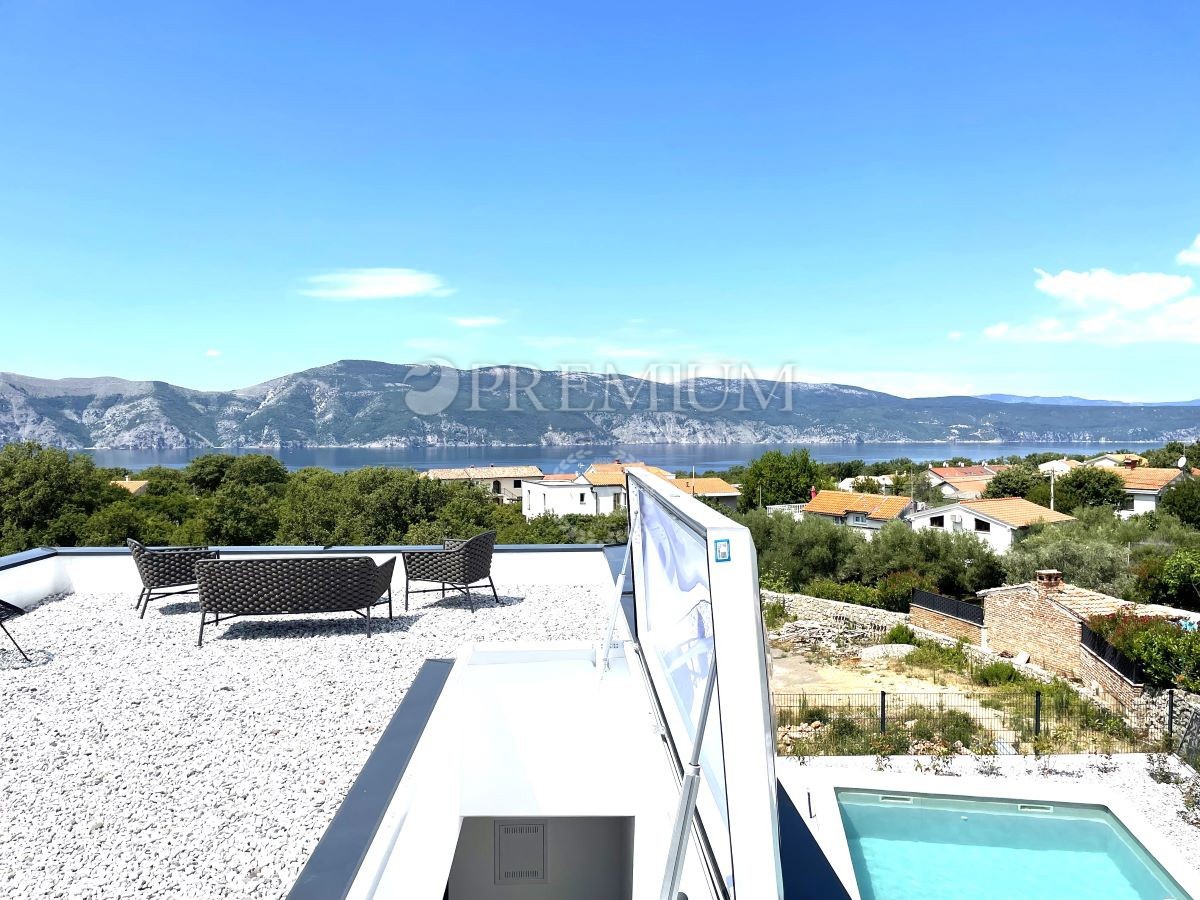 Dintorni della città di Krk, nuova costruzione di lusso, con vista mare e piscina!