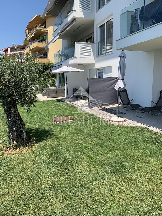 APPARTAMENTO IN POSIZIONE TRANQUILLA, NUOVA COSTRUZIONE, PARCHEGGIO, VISTA