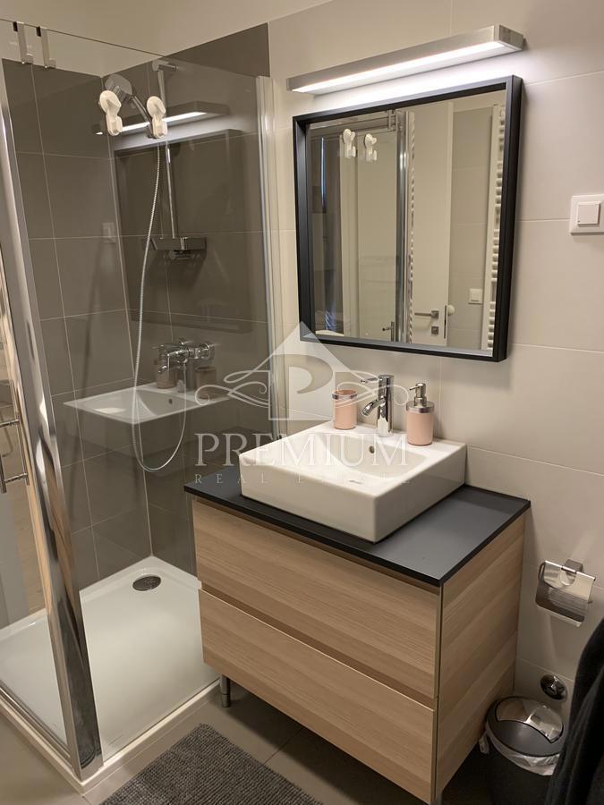 APPARTAMENTO IN POSIZIONE TRANQUILLA, NUOVA COSTRUZIONE, PARCHEGGIO, VISTA