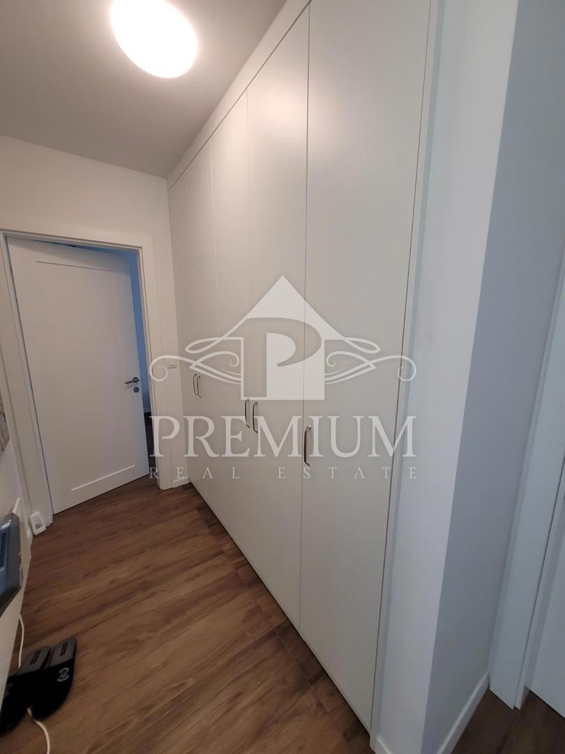 ATTICO CON TERRAZZO, VISTA PANORAMICA, GARAGE