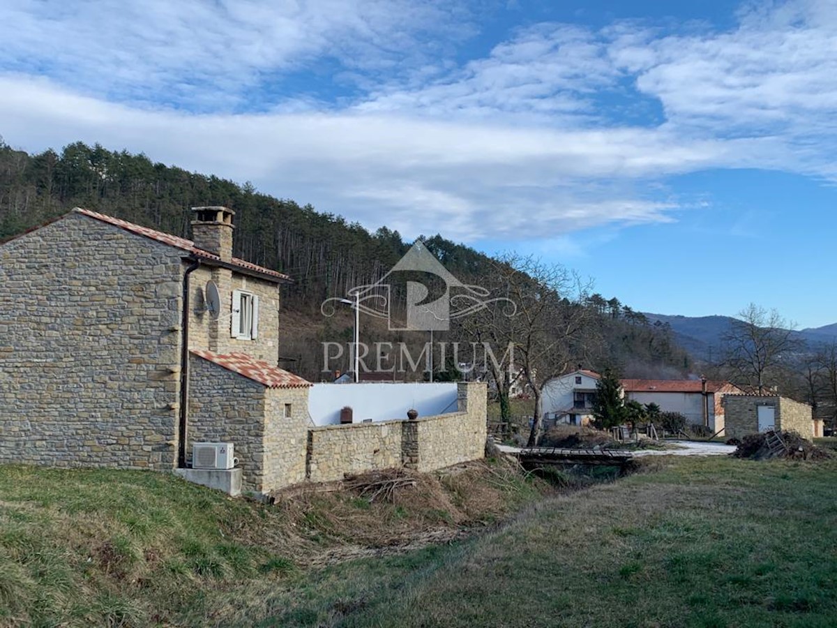 CASA VACANZE IN PIETRA D'ISTRIA CON PISCINA