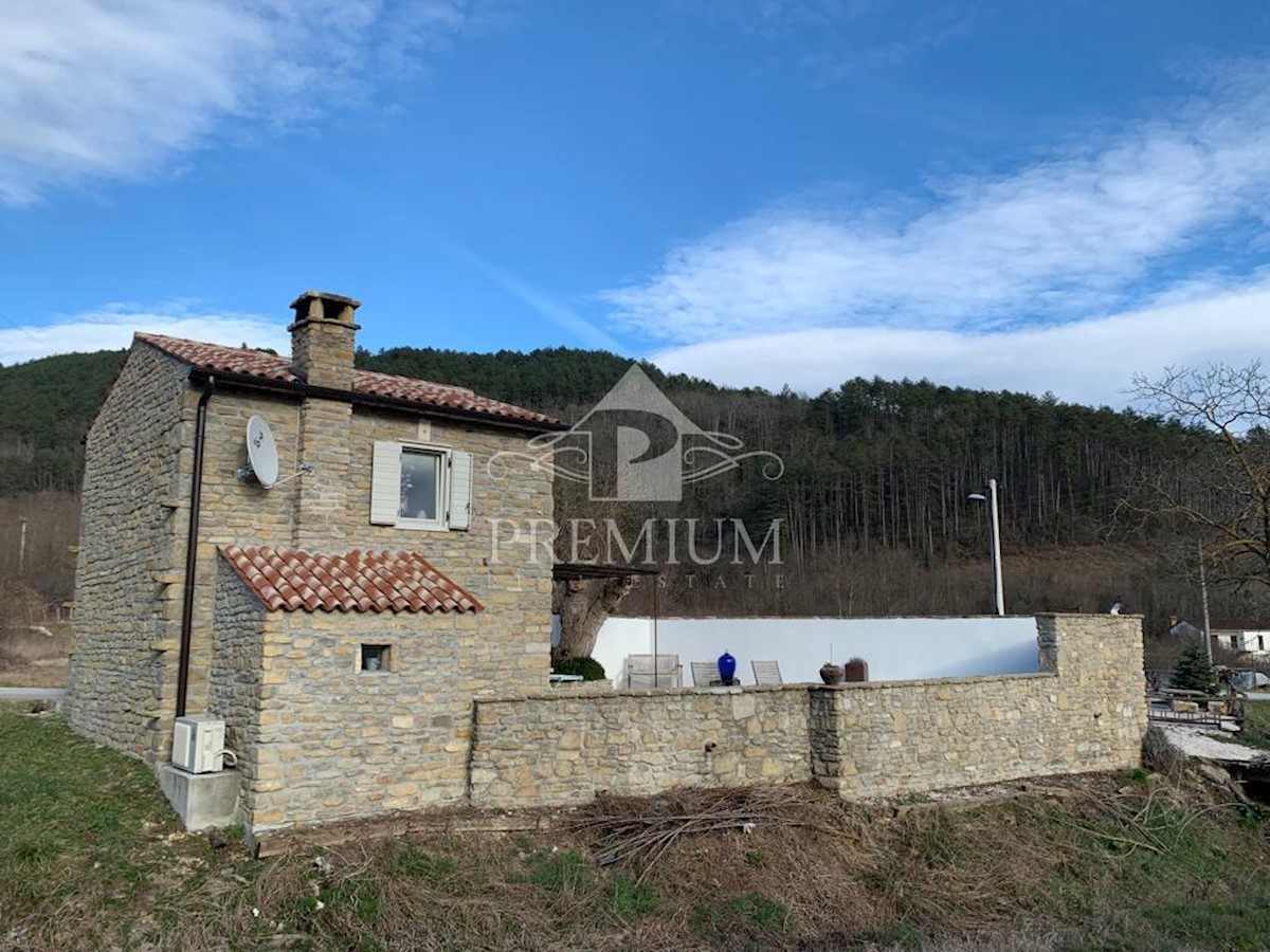 CASA VACANZE IN PIETRA D'ISTRIA CON PISCINA