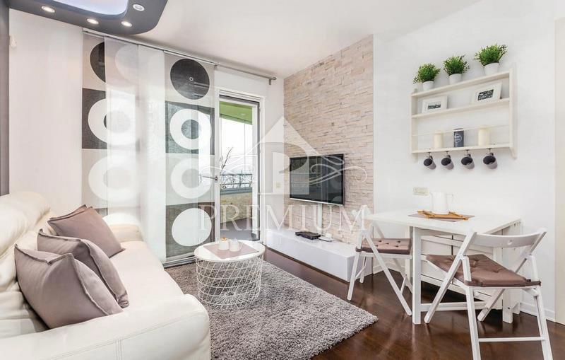 BILOCALE IN NUOVA COSTRUZIONE, POSTO AUTO, ASCENSORE