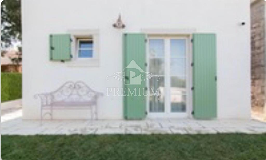 CASA CON PISCINA, ADATTA AL TURISMO