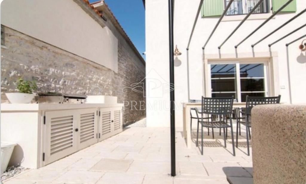 CASA CON PISCINA, ADATTA AL TURISMO