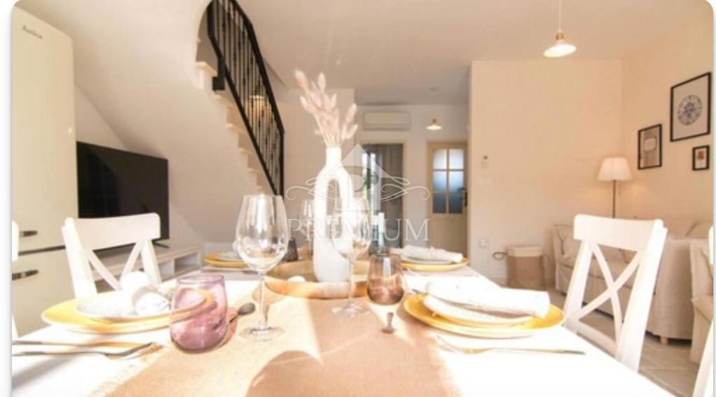 CASA CON PISCINA, ADATTA AL TURISMO