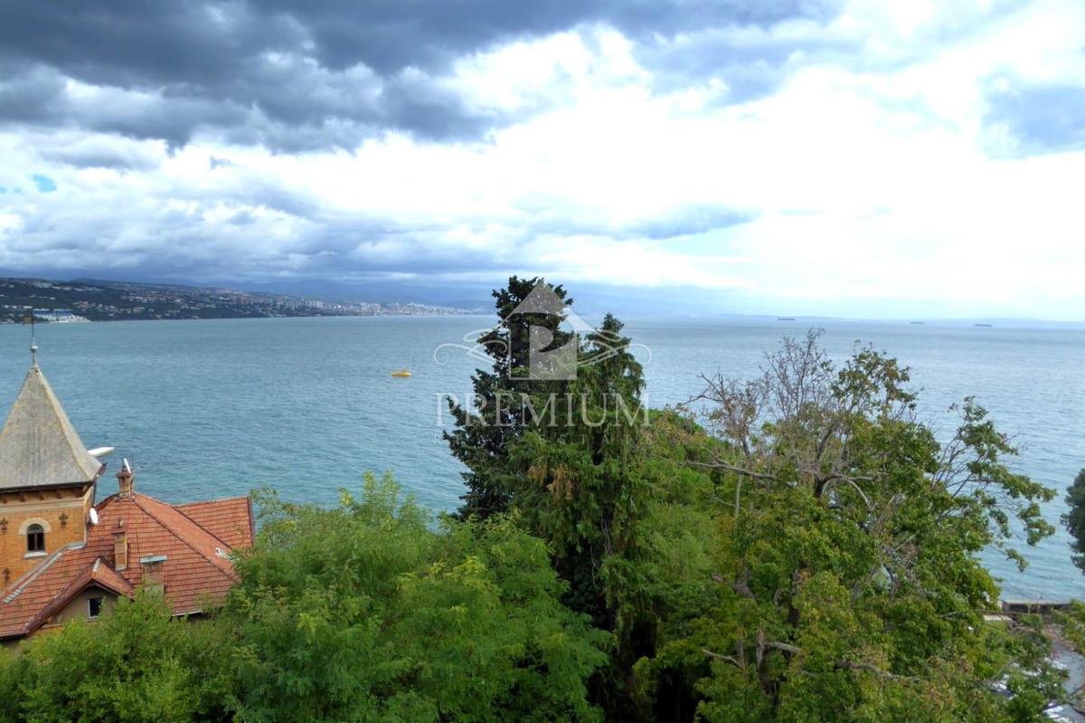 APPARTAMENTO A OPATIJA VILLA VICINO AL LUNGOMARE, CENTRO