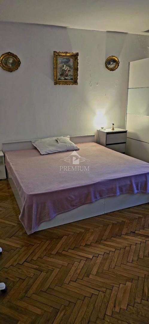 APPARTAMENTO AL PIANO TERRA, LOGGIA, GIARDINO DI CASA