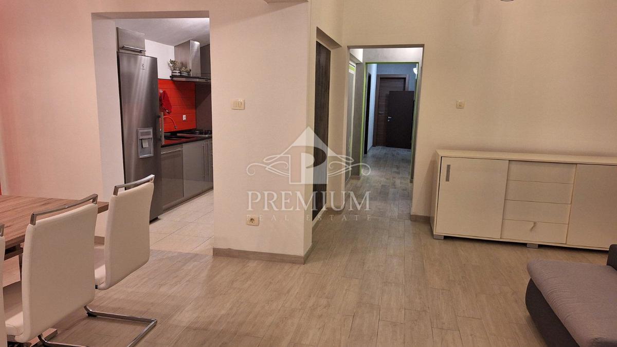 APPARTAMENTO 140 m2, PARCHEGGIO