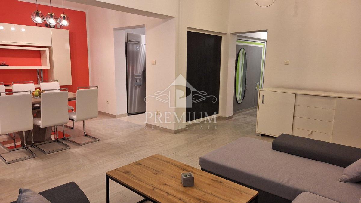 APPARTAMENTO 140 m2, PARCHEGGIO
