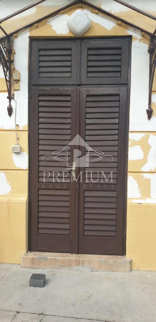 APPARTAMENTO IN VILLA DI OPATIJA, PRIMA FILA SUL MARE