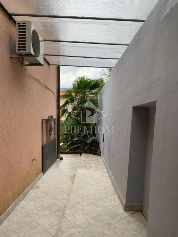 APPARTAMENTO DUPLEX 290 m2, VICINO AL MARE, VISTA, GARAGE