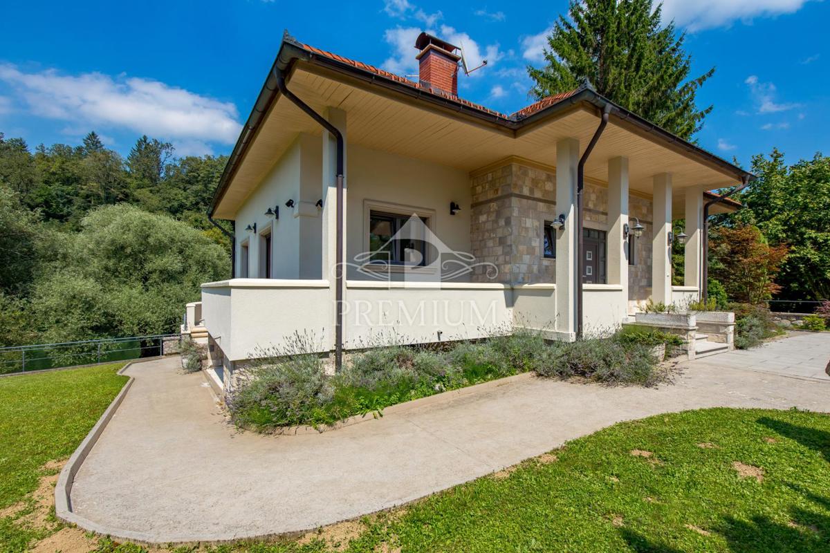 BELLISSIMA PROPRIETÀ SUL FIUME KUPA