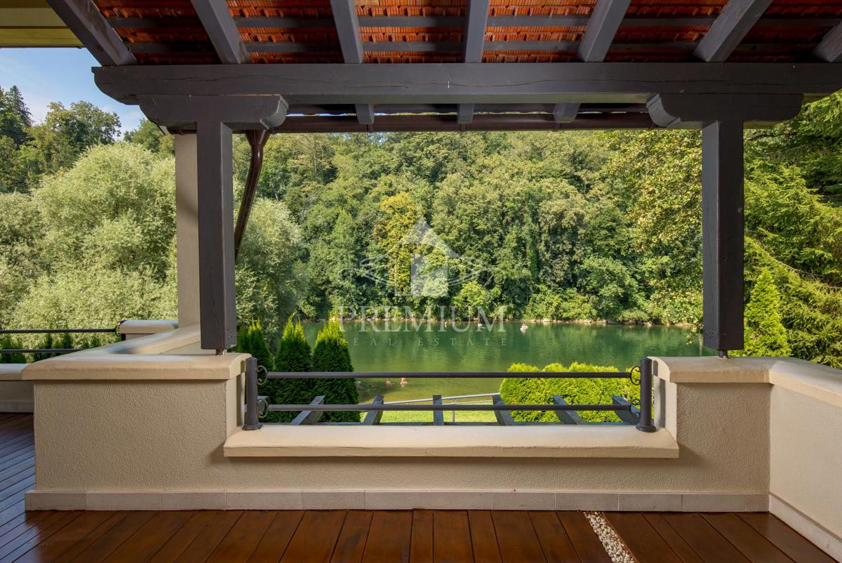 BELLISSIMA PROPRIETÀ SUL FIUME KUPA