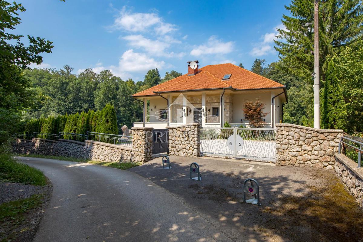 BELLISSIMA PROPRIETÀ SUL FIUME KUPA