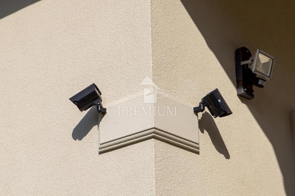 BELLISSIMA PROPRIETÀ SUL FIUME KUPA