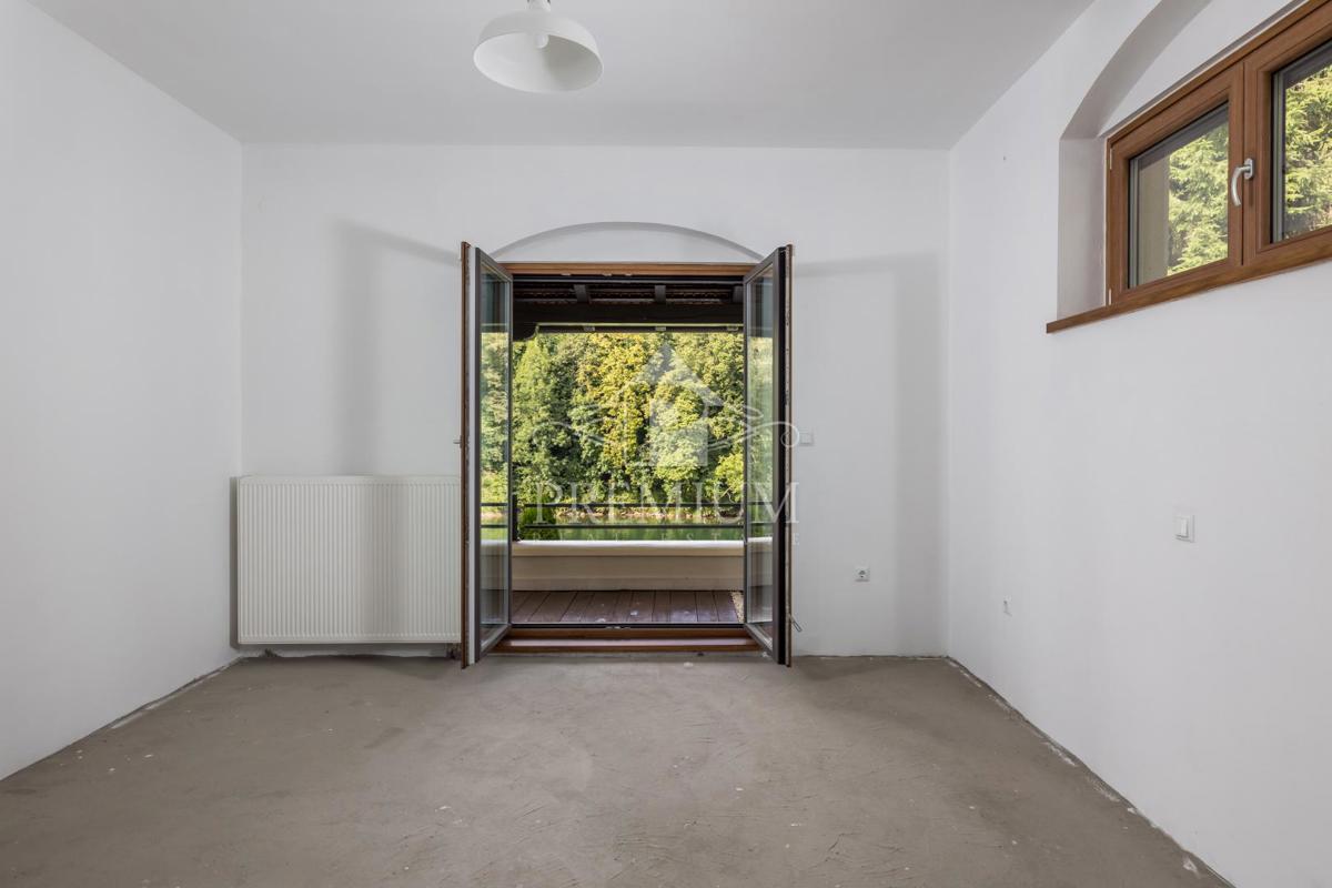 BELLISSIMA PROPRIETÀ SUL FIUME KUPA