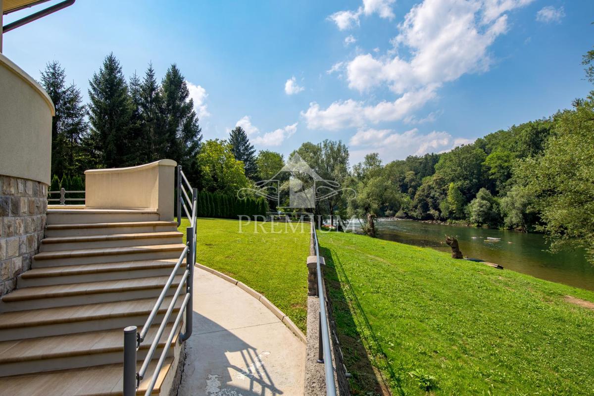 BELLISSIMA PROPRIETÀ SUL FIUME KUPA