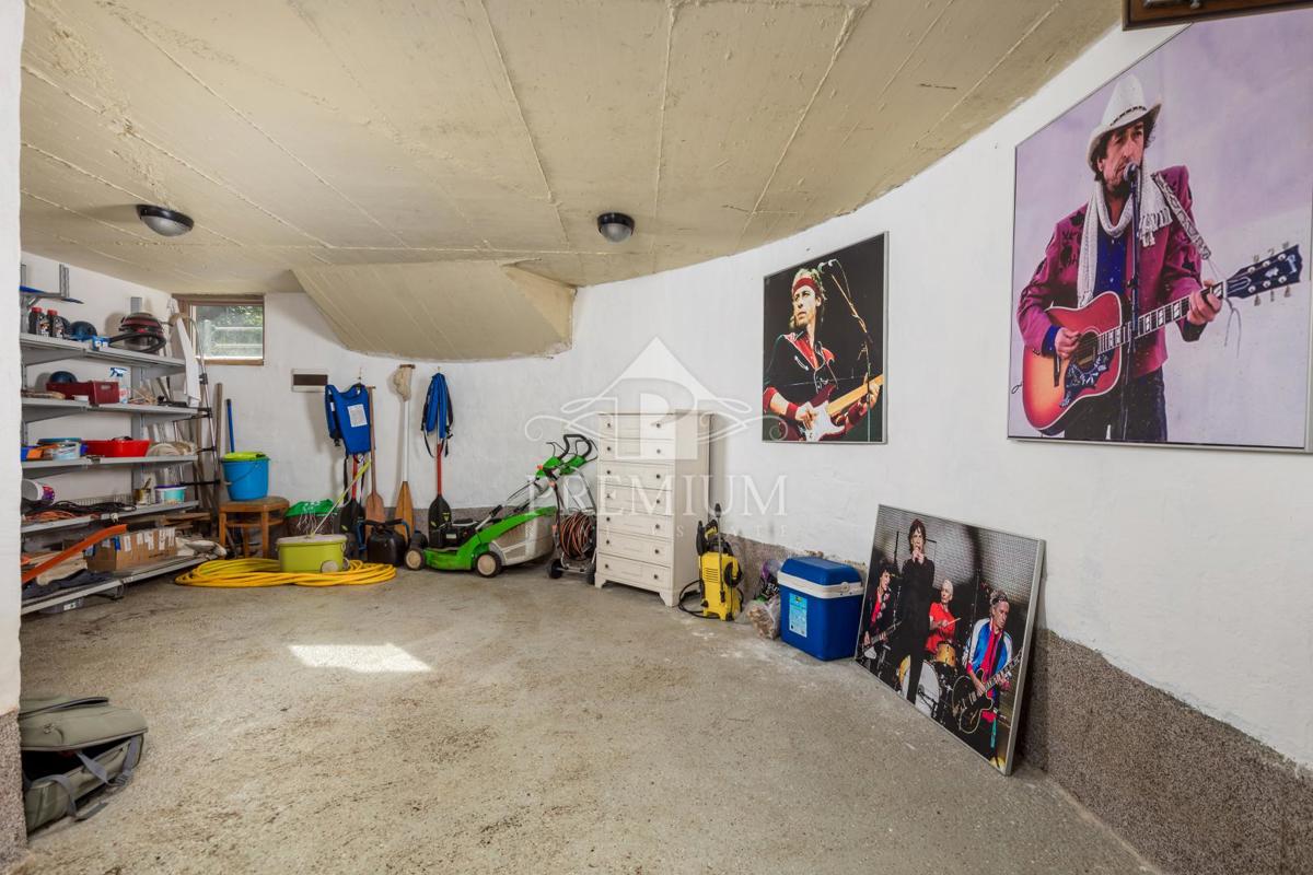 BELLISSIMA PROPRIETÀ SUL FIUME KUPA