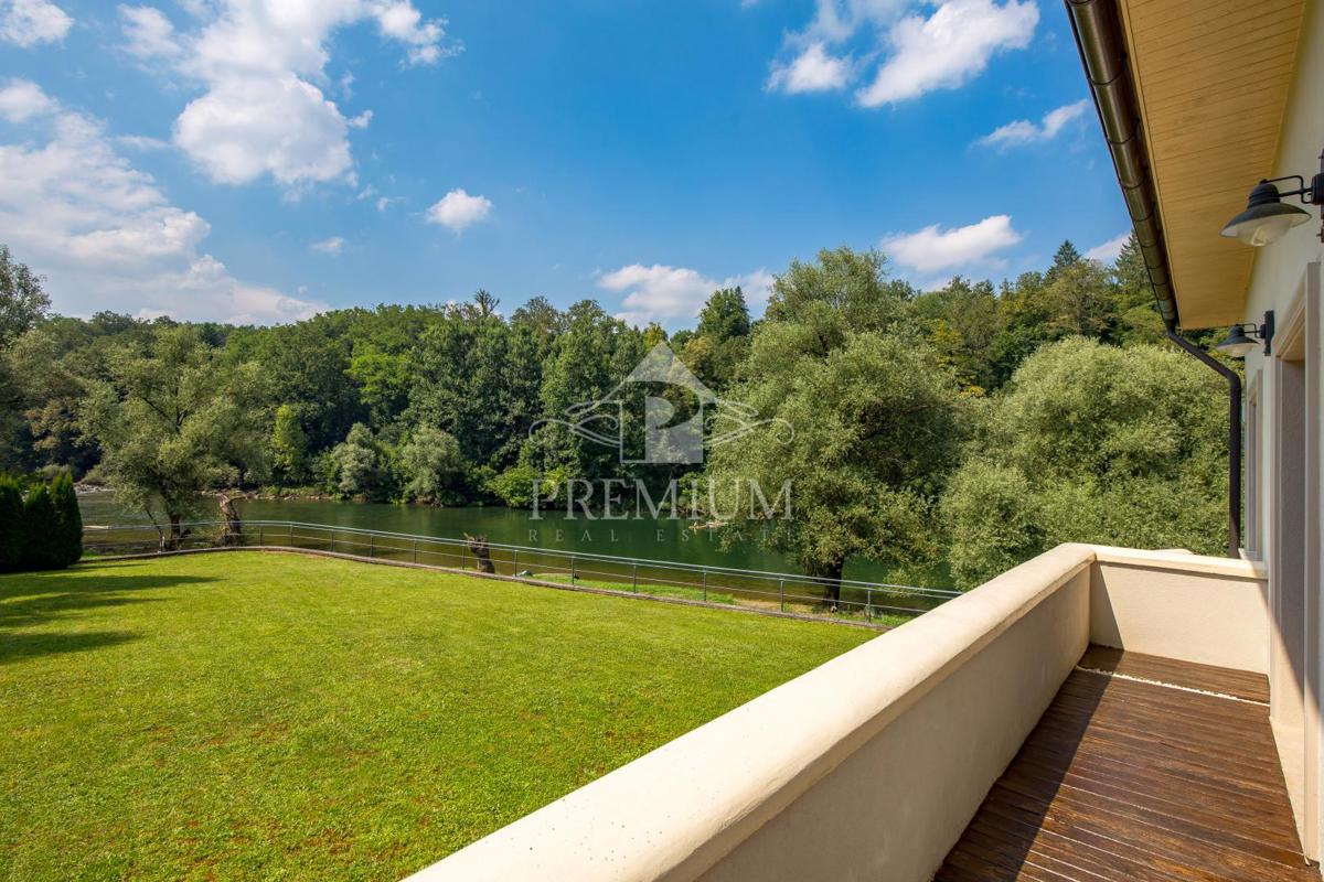BELLISSIMA PROPRIETÀ SUL FIUME KUPA