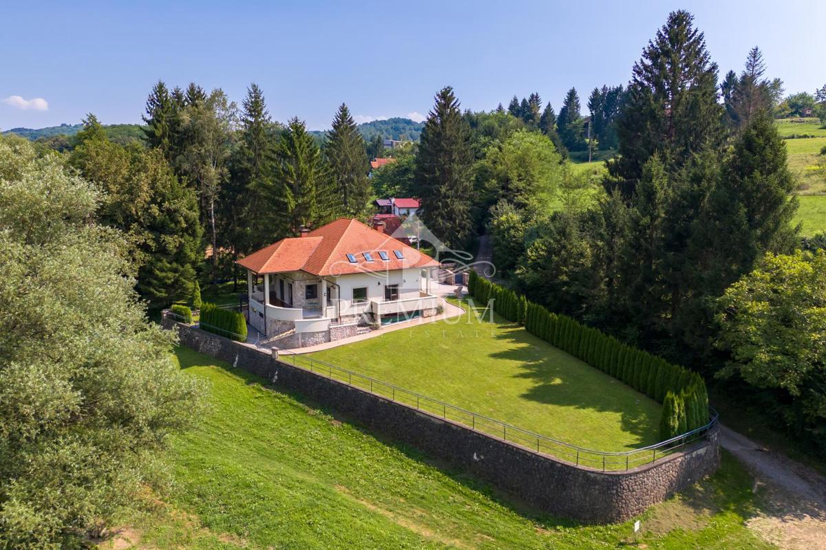 BELLISSIMA PROPRIETÀ SUL FIUME KUPA