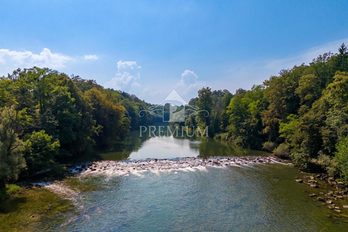 BELLISSIMA PROPRIETÀ SUL FIUME KUPA