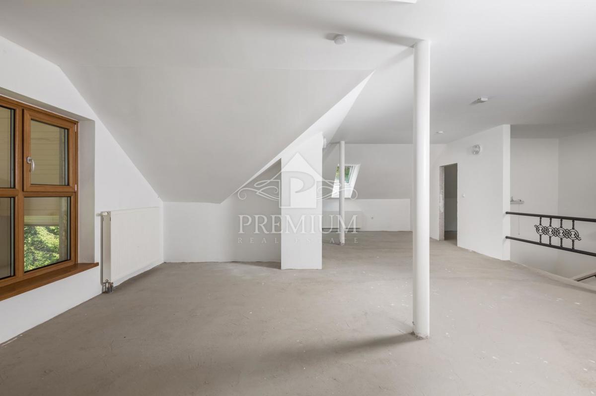 BELLISSIMA PROPRIETÀ SUL FIUME KUPA