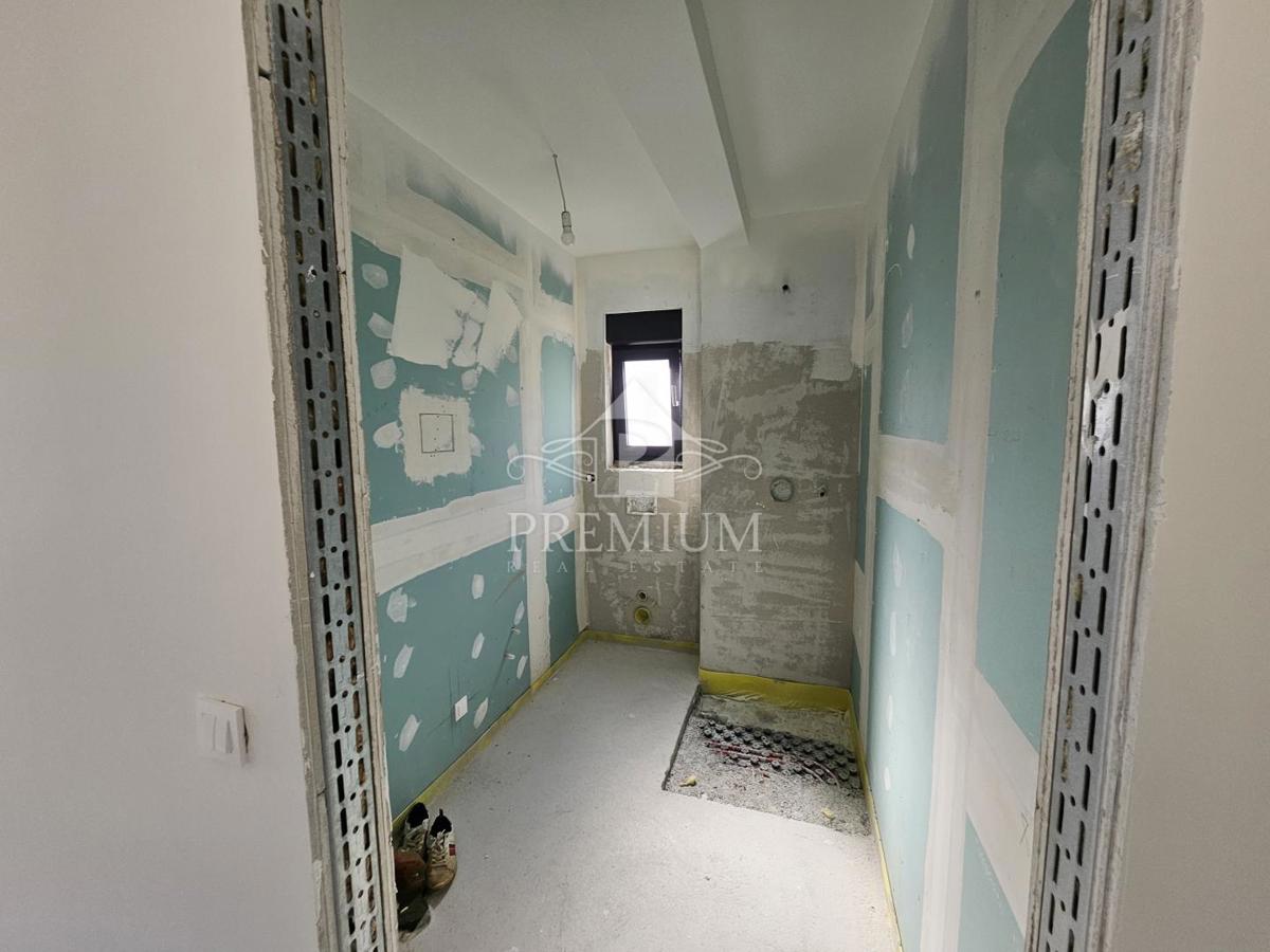 APPARTAMENTO CON BELLISSIMA VISTA, PARCHEGGIO, COSTRUITO NEL 2025