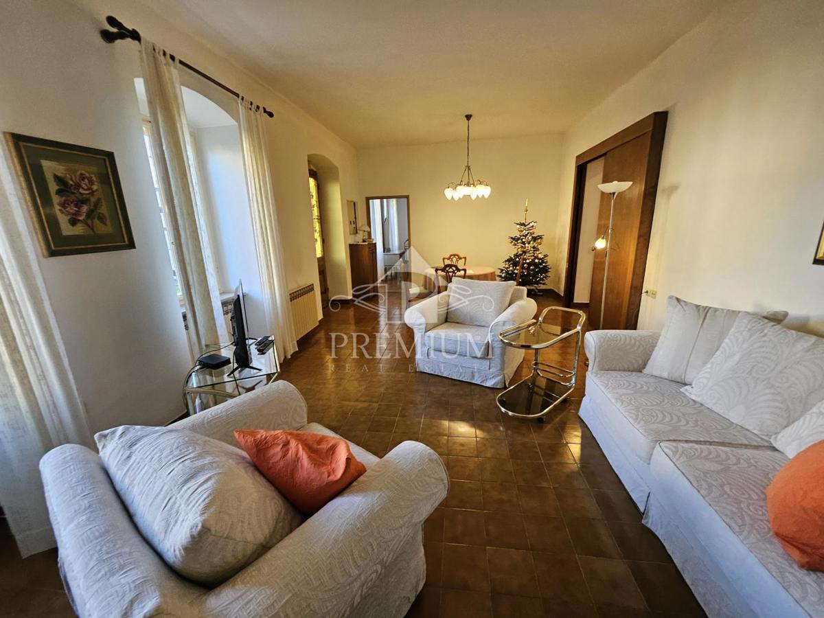 APPARTAMENTO CON GIARDINO, CENTRO