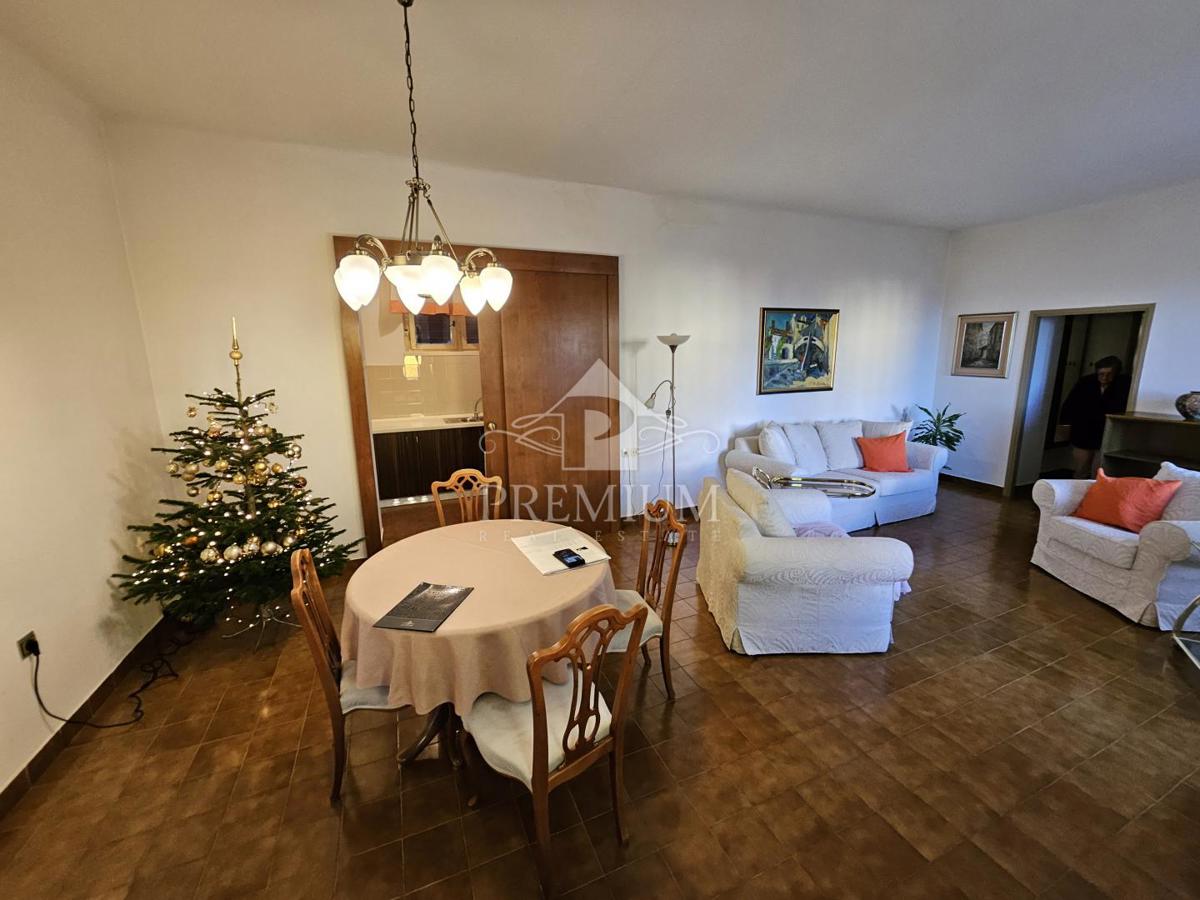 APPARTAMENTO CON GIARDINO, CENTRO