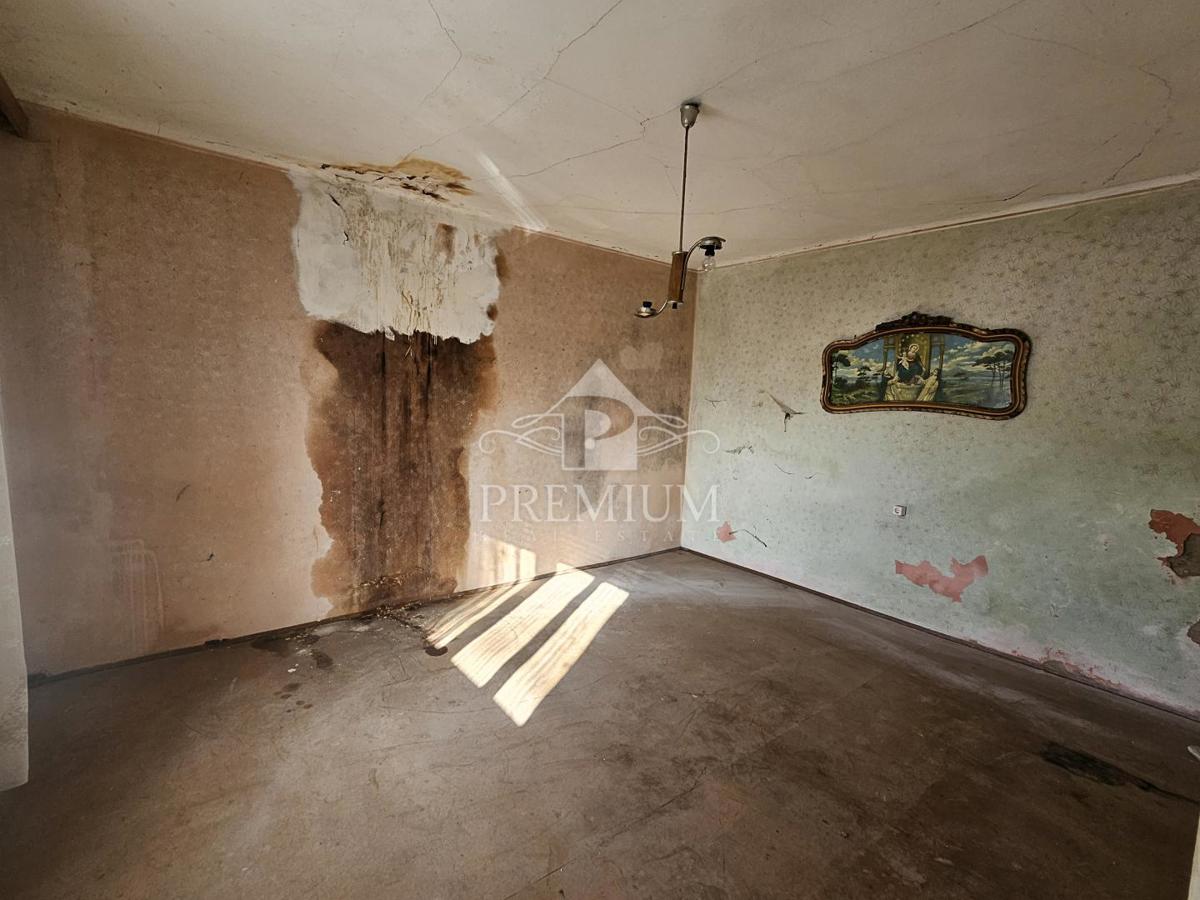 VECCHIA CASA PER ADATTAMENTO