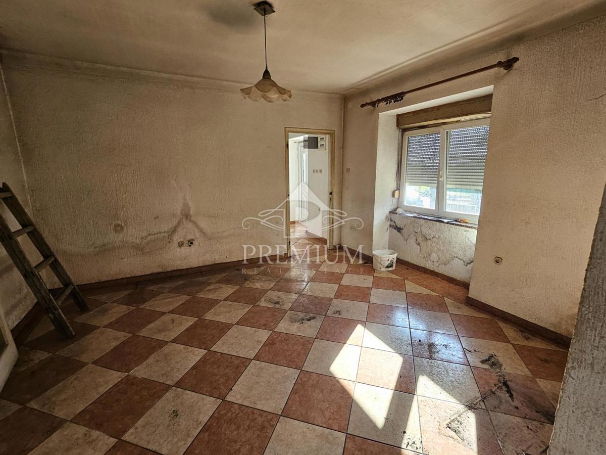 VECCHIA CASA PER ADATTAMENTO