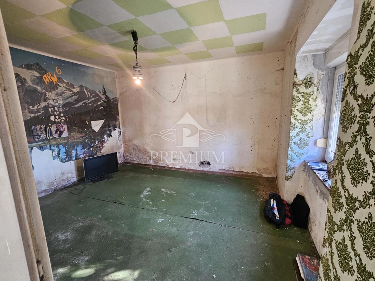 VECCHIA CASA PER ADATTAMENTO