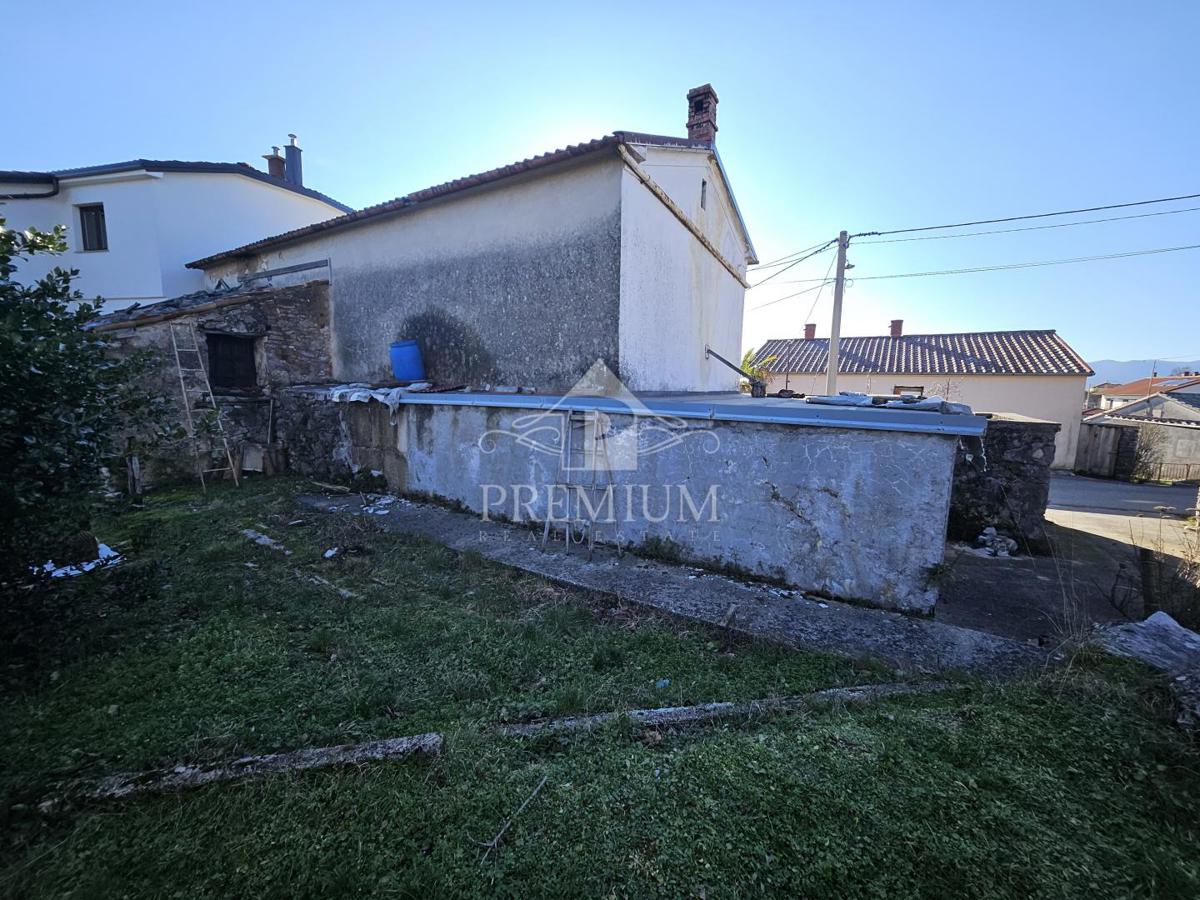 VECCHIA CASA PER ADATTAMENTO