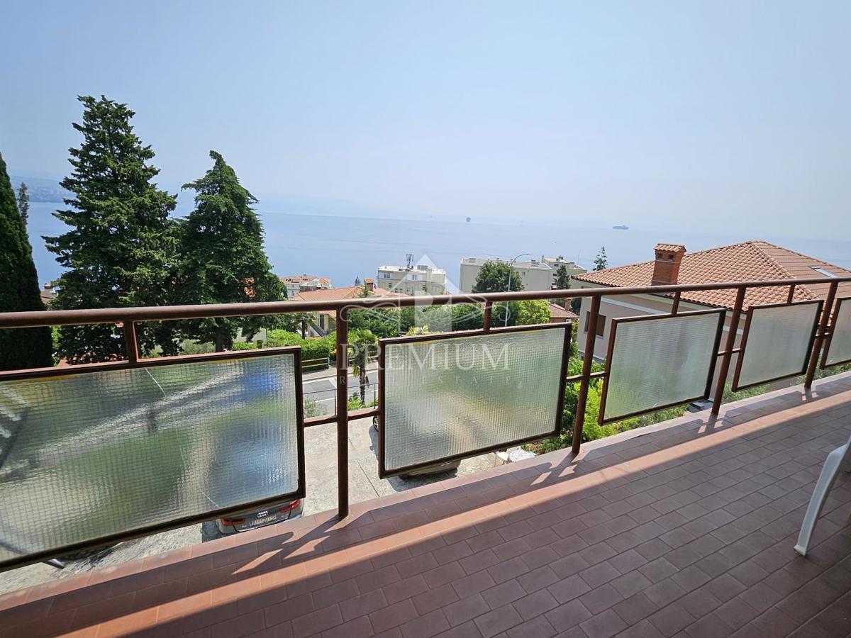 APPARTAMENTO VICINO AL CENTRO CON BELLISSIMA VISTA