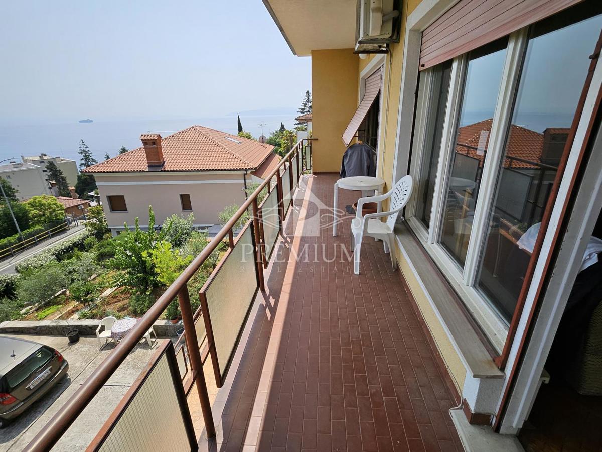 APPARTAMENTO VICINO AL CENTRO CON BELLISSIMA VISTA