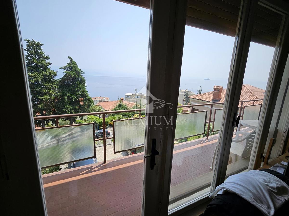 APPARTAMENTO VICINO AL CENTRO CON BELLISSIMA VISTA