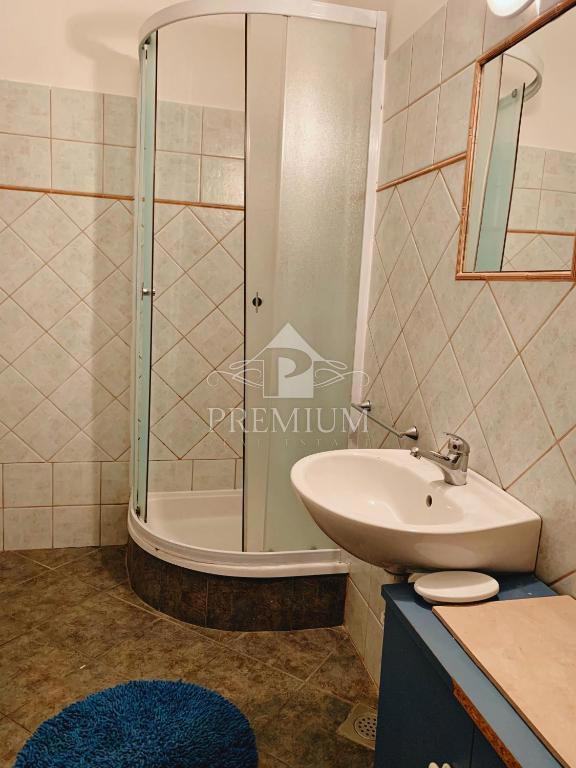 APPARTAMENTO / MONOLOCALE 38 m2, VICINO AL MARE, VISTA, PARCHEGGIO