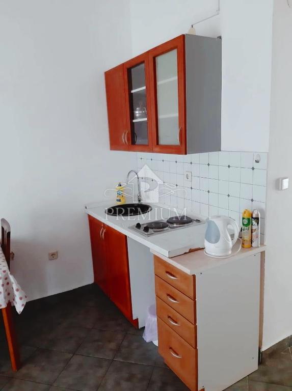 APPARTAMENTO / MONOLOCALE 38 m2, VICINO AL MARE, VISTA, PARCHEGGIO