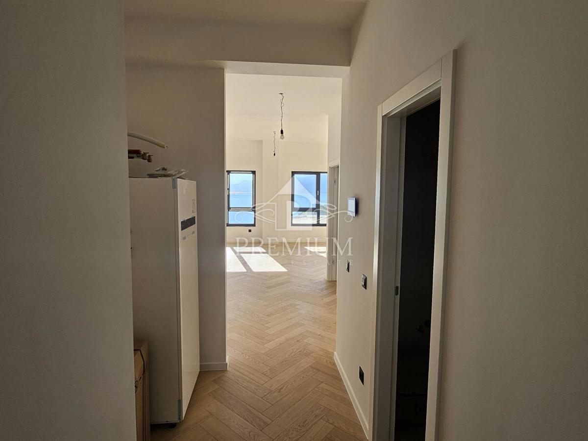 APPARTAMENTO DI NUOVA COSTRUZIONE, GARAGE, ASCENSORE, VISTA