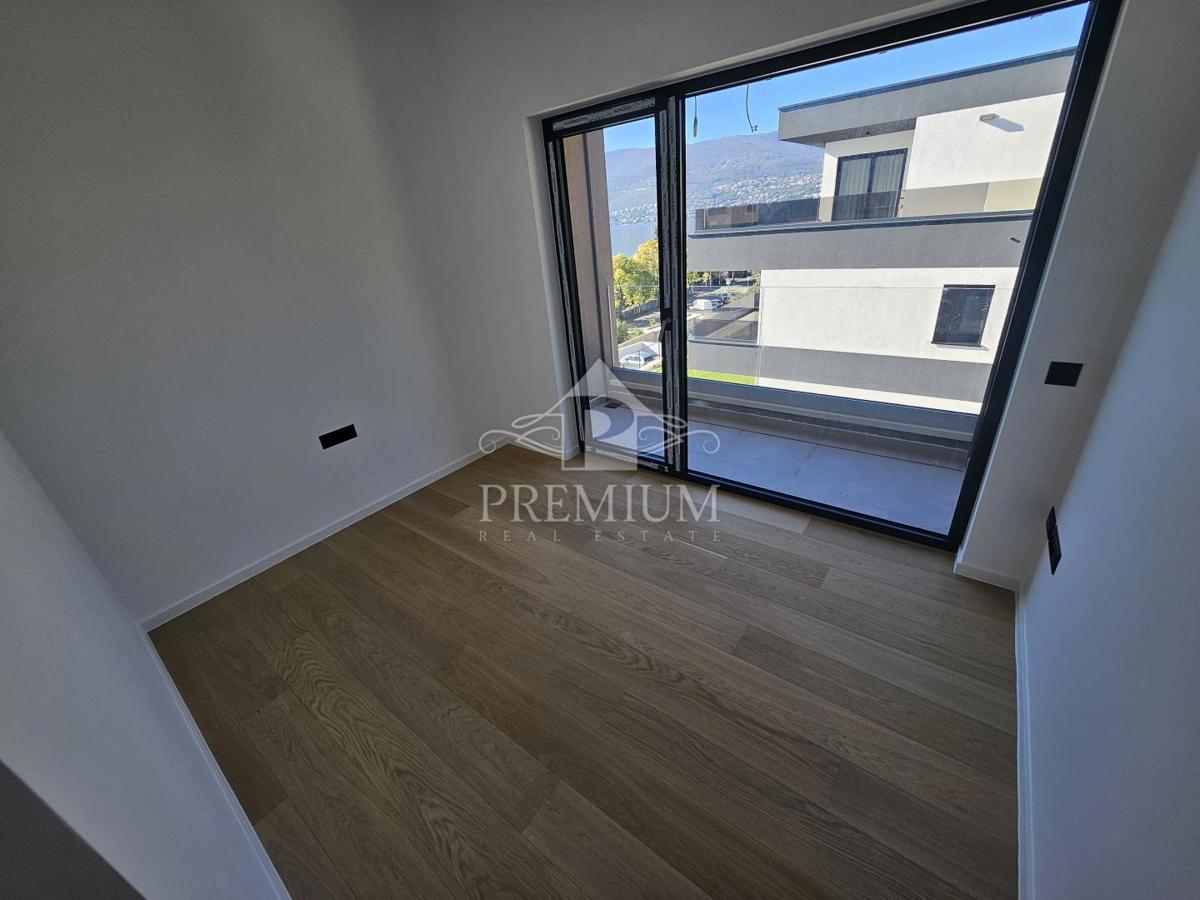 APPARTAMENTO DI NUOVA COSTRUZIONE, GARAGE, ASCENSORE, VISTA