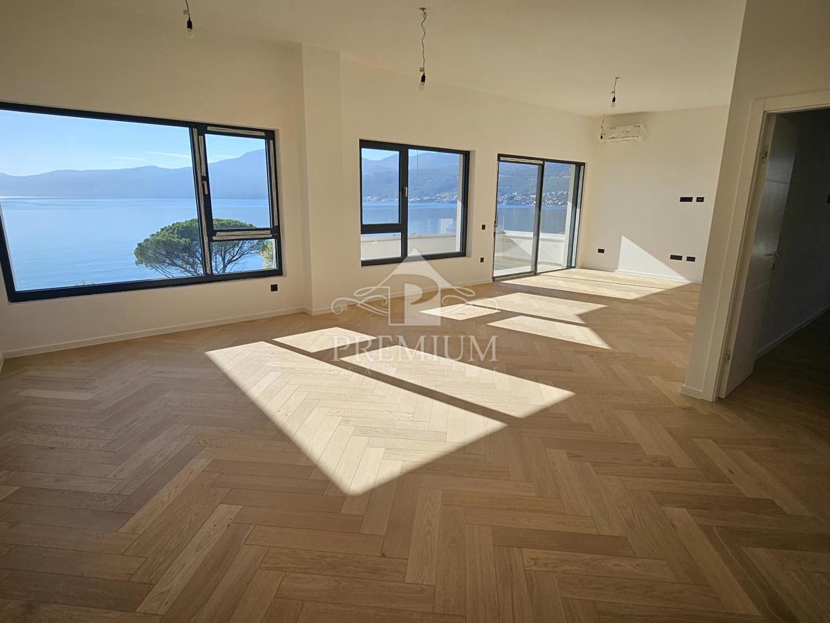 APPARTAMENTO DI NUOVA COSTRUZIONE, GARAGE, ASCENSORE, VISTA