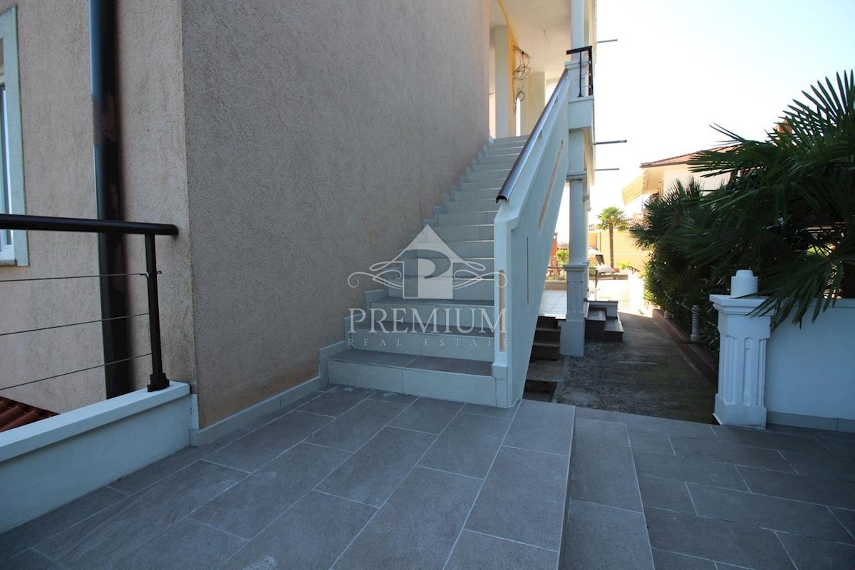 APPARTAMENTO DUPLEX IN POSIZIONE TRANQUILLA, 2 BALCONI, VISTA