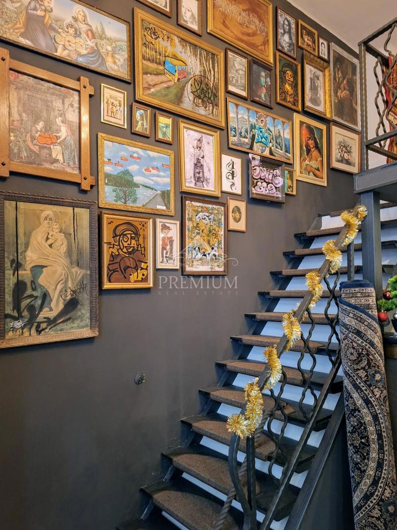 SPAZIO COMMERCIALE VICINO AL CENTRO CITTÀ