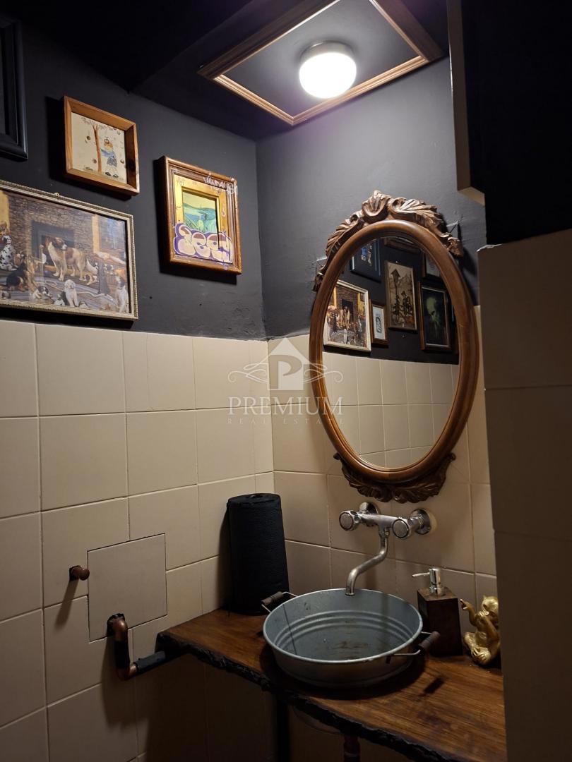 SPAZIO COMMERCIALE VICINO AL CENTRO CITTÀ