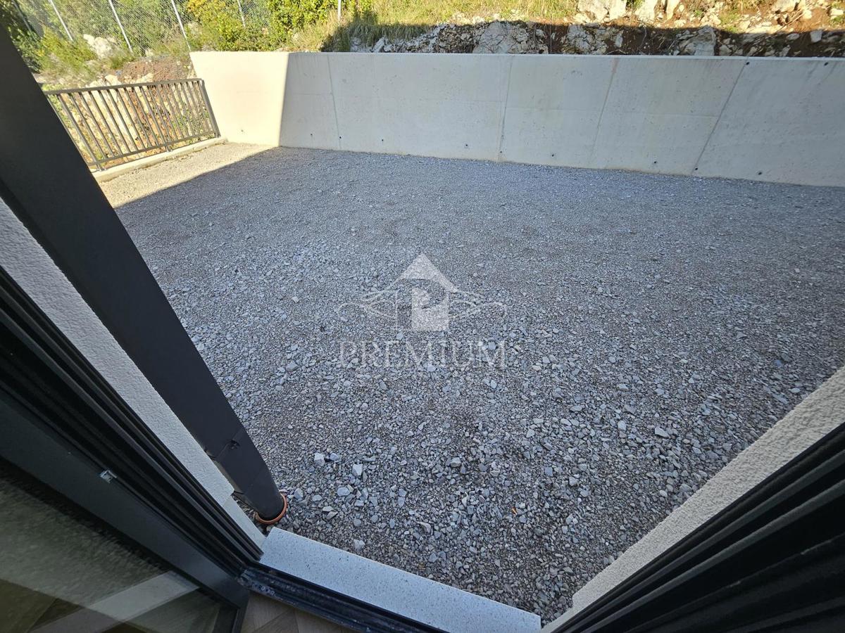 APPARTAMENTO IN NUOVA COSTRUZIONE, ASCENSORE, POSTO AUTO, GIARDINO