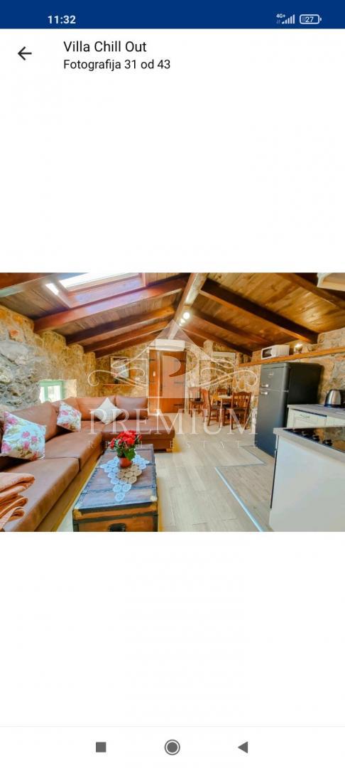 CASA CON PISCINA, VISTA MARE